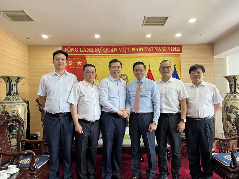越南駐南寧領事-杜南忠2.jpg