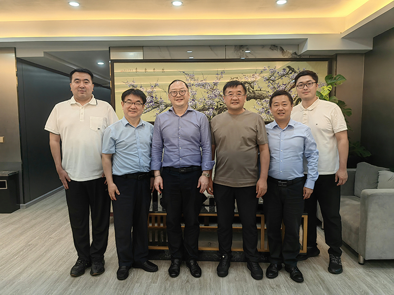 周總與中煤科工會談合影.jpg