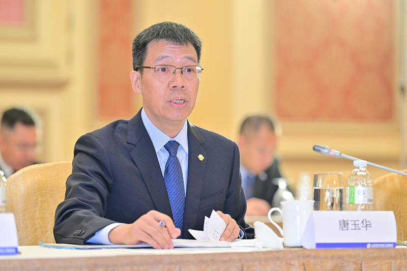 03 八屆四次會(huì)長(zhǎng)會(huì).jpg